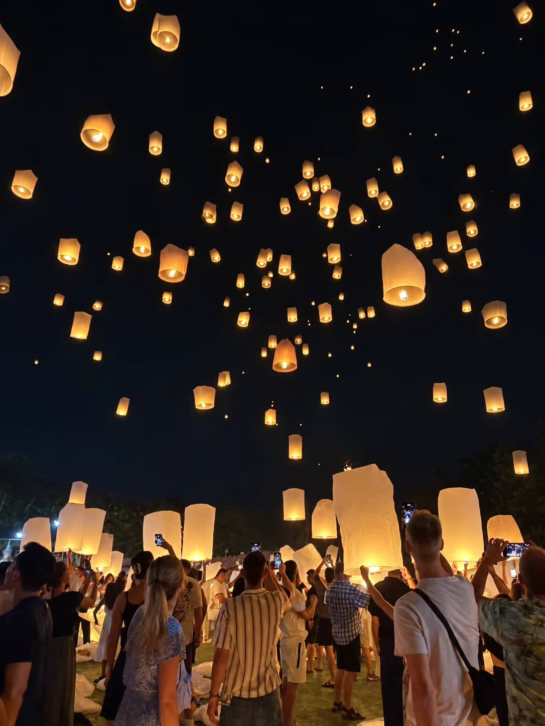 Lanna Lantern Festival Doi Saket 2026 - Yi Peng Sky Lantern Release with Transfer - photo 4