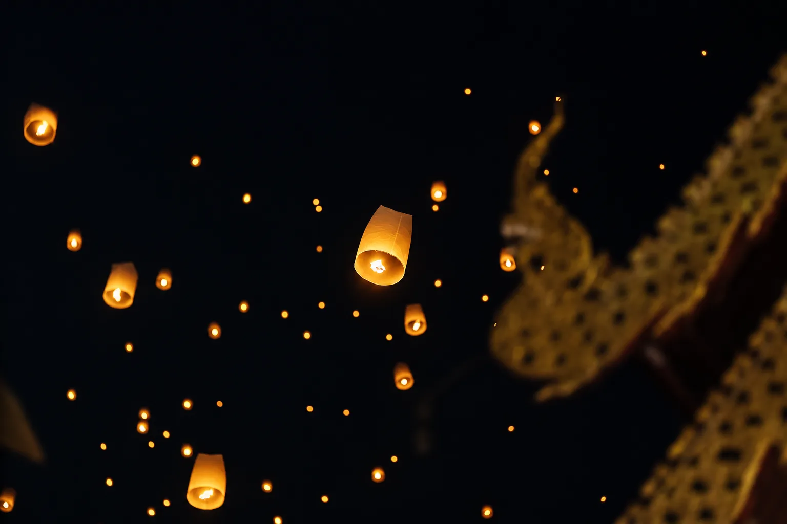 Lanna Lantern Festival Doi Saket 2026 - Yi Peng Sky Lantern Release with Transfer - photo 6