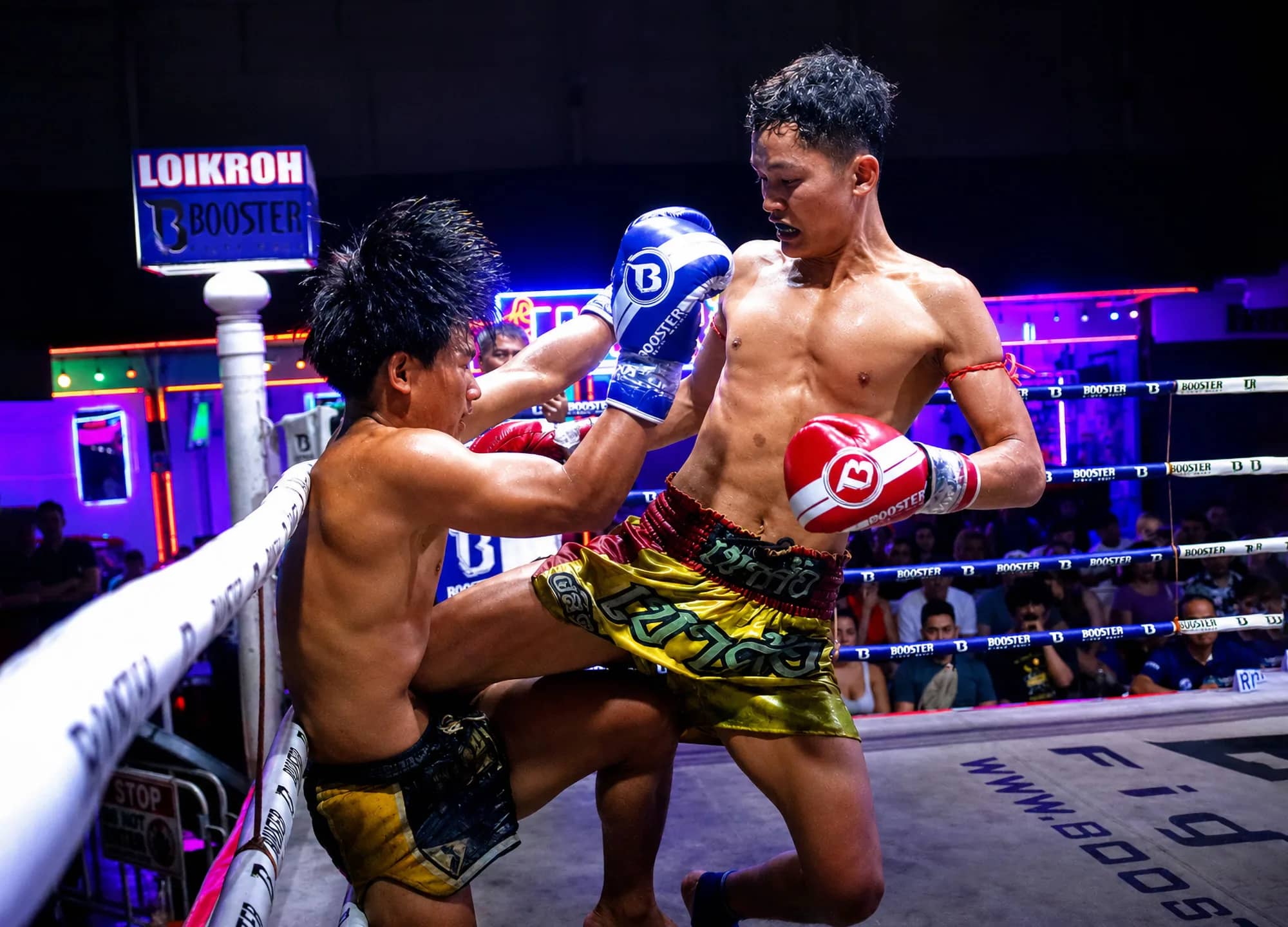 Loi Kroh Boxing Stadium - Muay Thai Live Fights
