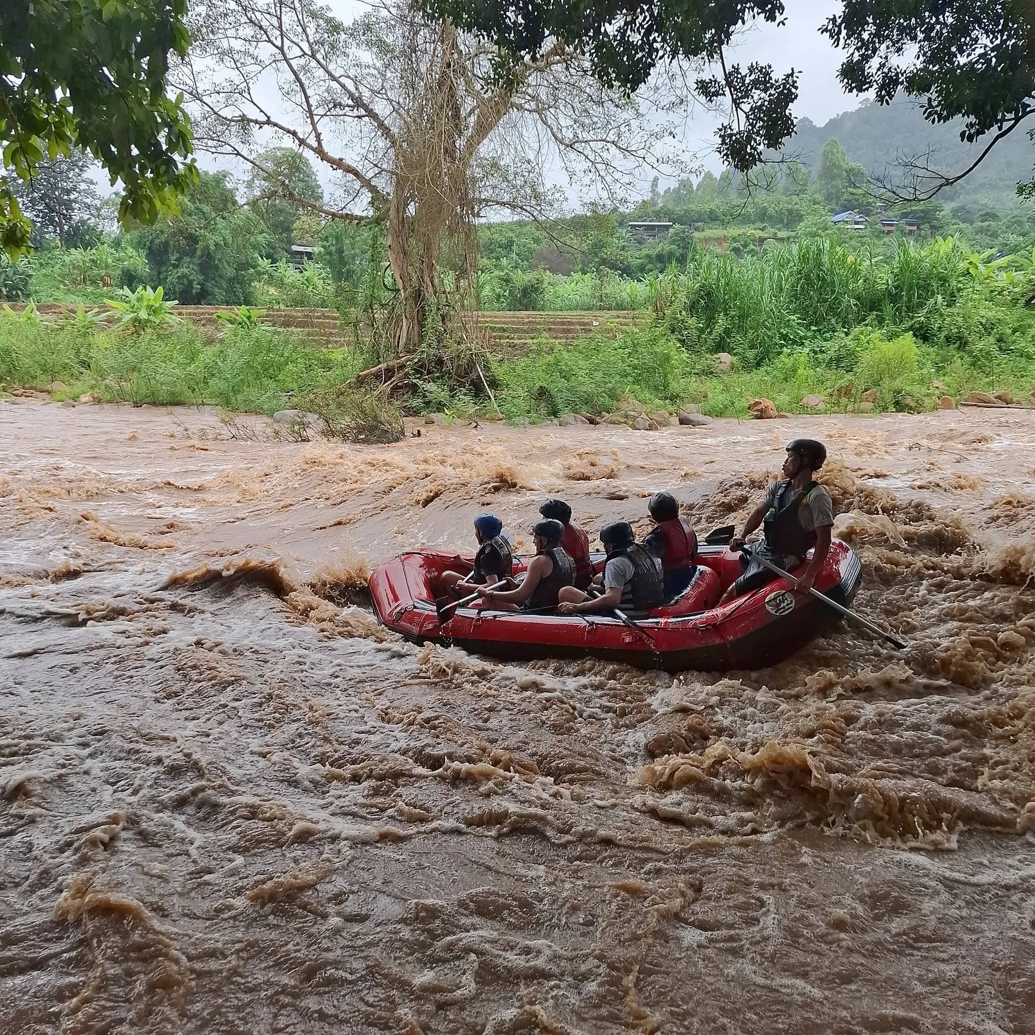 Half Day Whitewater Rafting (8km) - photo 5